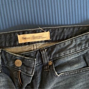 Gap Jeans size 28 Long